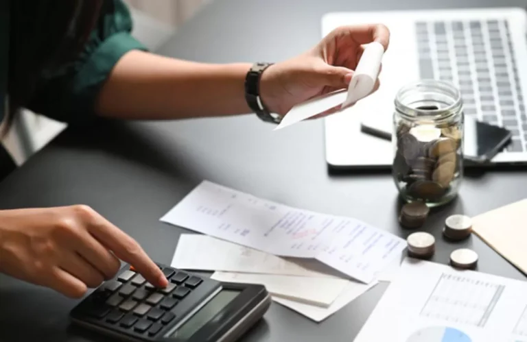 Kesalahan Keuangan Pribadi yang Bikin Dompet Tipis